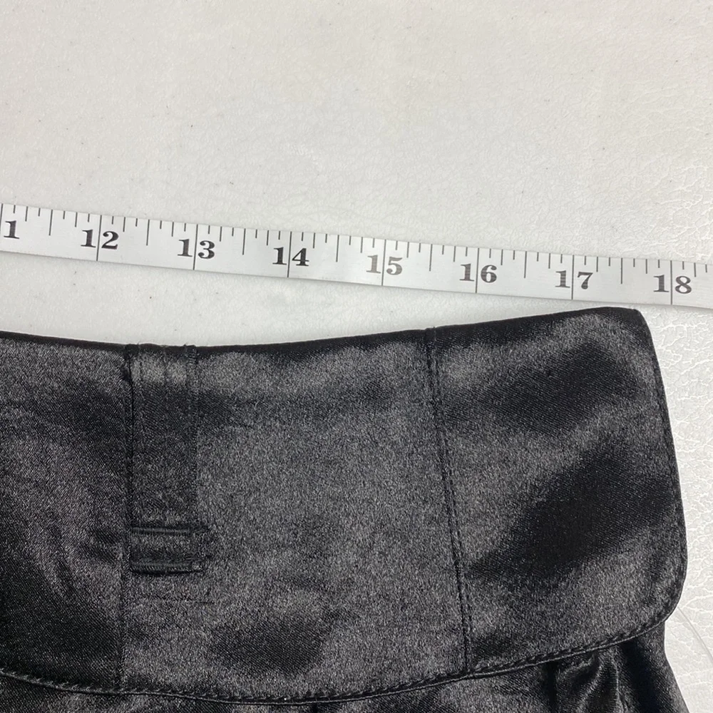 Free People Give A Little Shorts Black Satin, Size XL new - Picture 13 of 15